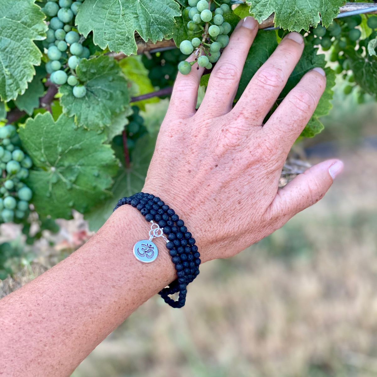 Gogh Jewelry Design