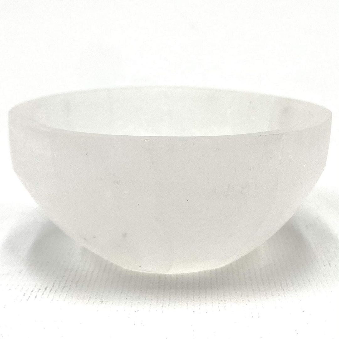  These selenite bowls are perfect for charging your intentional jewelry and crystals.   Selenite Bowl for Crystal Cleansing and Charging, Selenite Charging Dish - Selenite Bowl for jewelry, Crystal Cleansing, Energy Cleansing, Ring Dish, White Selenite, Selenite raw, selenite bowl, Selenite Charging Dish.