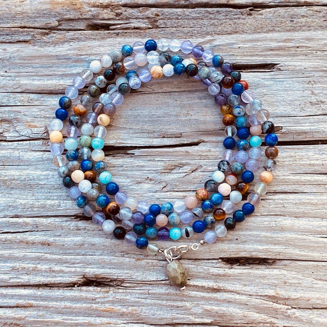 HEALING - Clear Quartz, Rose Quartz (heart) and Chakra Healing Gemstones.