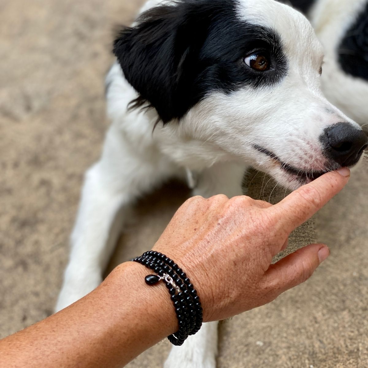 onyx bracelet for self-control