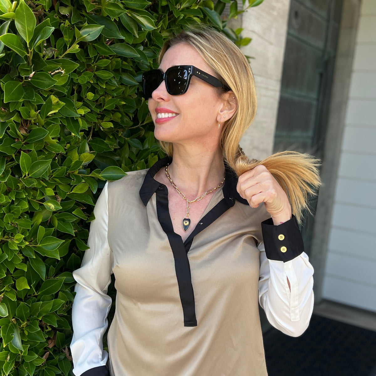 Rebel Heart Necklace — Onyx