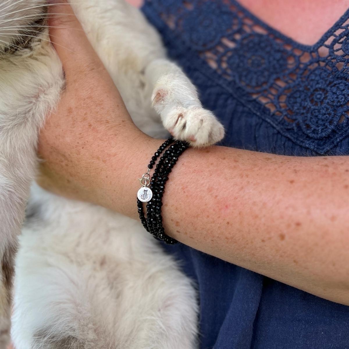 Purrfect Love Wrap Bracelet: Reflecting Unconditional Cat Affection