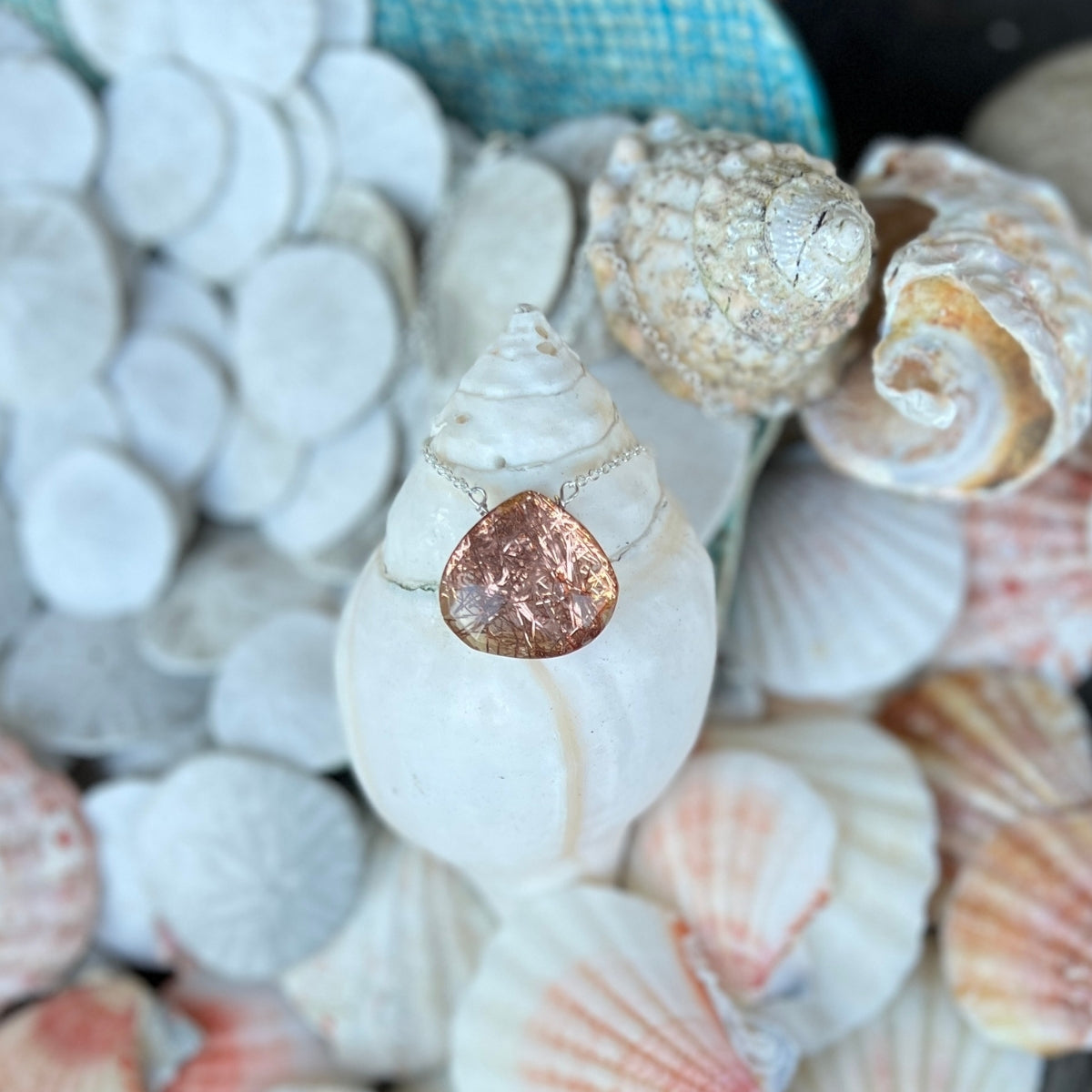 Wear this necklace as a symbol of your inner strength and assurance. Let the "Confident Radiance - Copper Necklace" be a reminder of the resilience within you, guided by the grounding power of copper. 