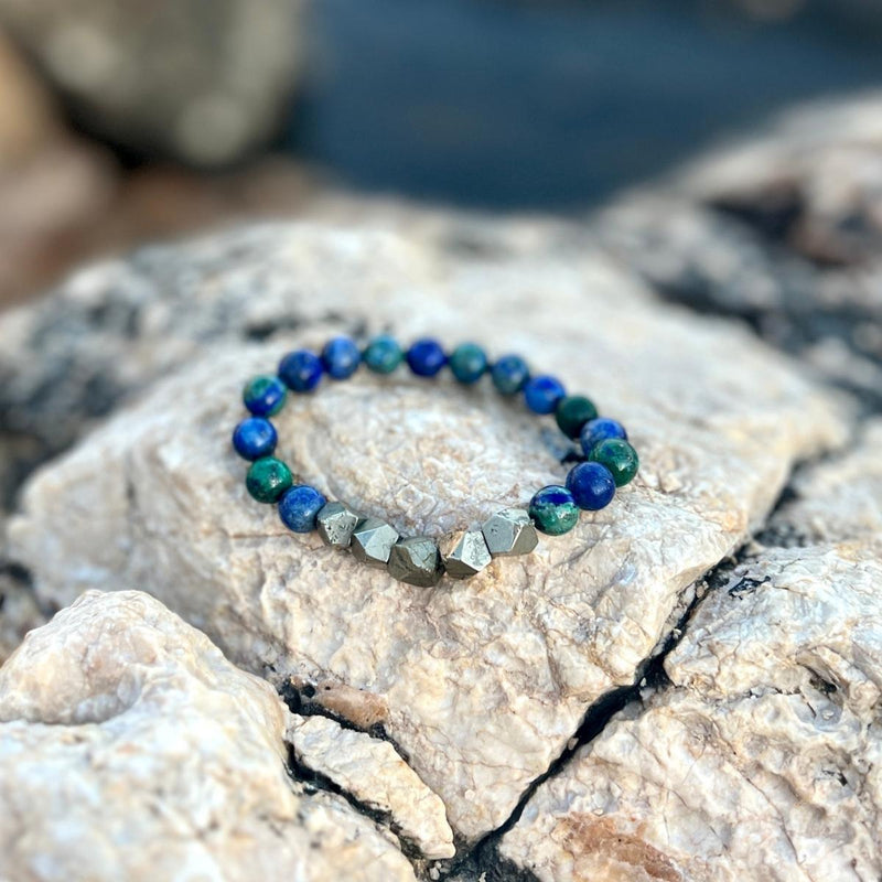 The "Joyful Connections Bracelet" is a symbol of the happiness that comes from meaningful connections and the radiant energy of joy in one's life.The "Joyful Connections Bracelet" is a symbol of the happiness that comes from meaningful connections and the radiant energy of joy in one's life.