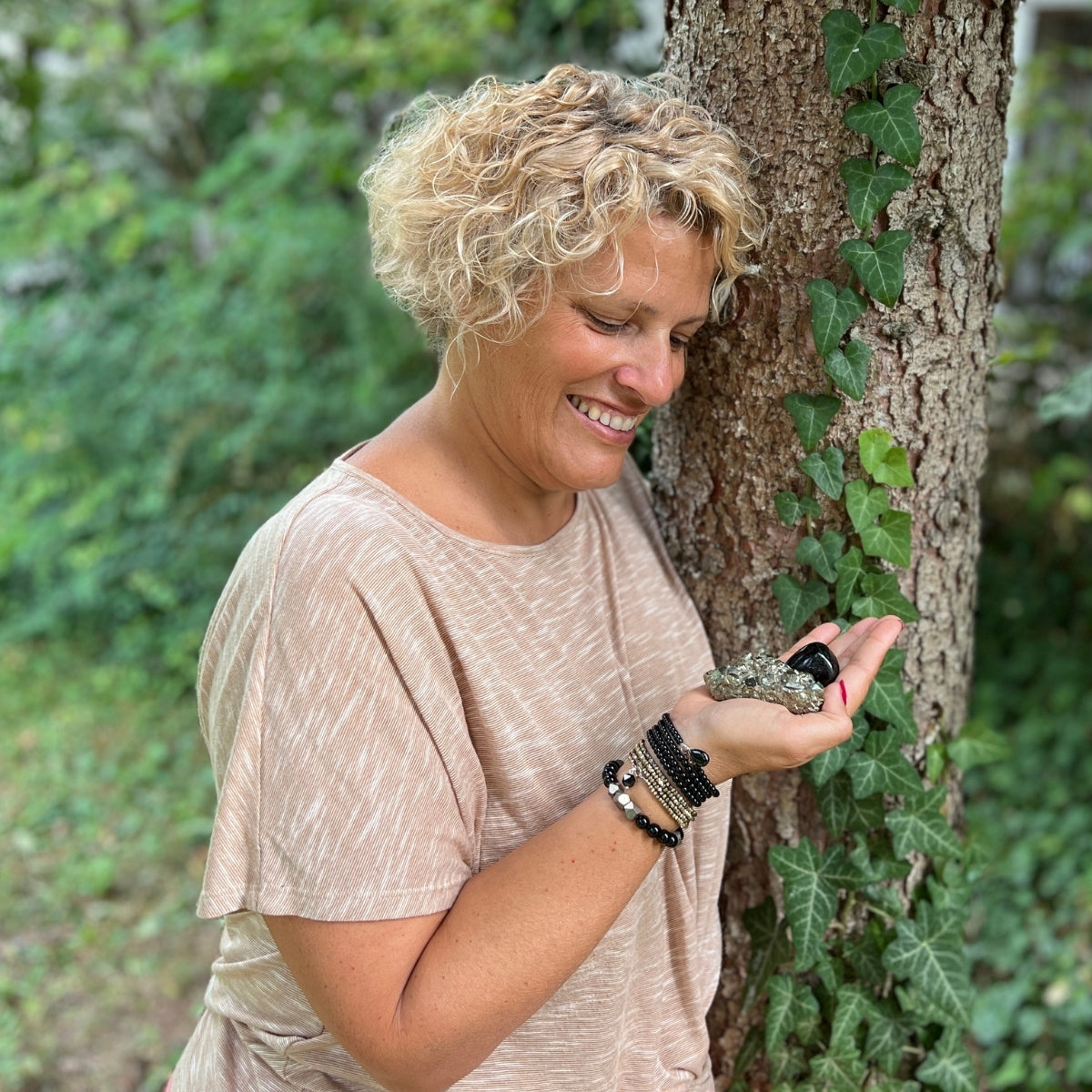 The Sunshine Positivity Bracelet Stack is a powerful reminder of your inner strength and the positive energy you carry. 