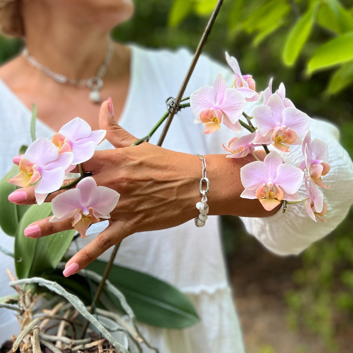 Rhodium-plated silver paperclip chain bracelet with faceted moonstone beads — Modern Heirloom Collection by Gogh Jewelry Design