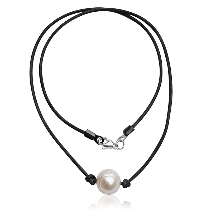 Elevated Elegance: Pearl Necklace