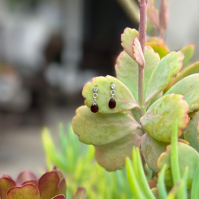 Introducing the captivating Petite Sparkle - Garnet Earrings, thoughtfully crafted for individuals who resonate with a free-spirited lifestyle, seek crystal healing, and desire the invigorating energy of Garnet.