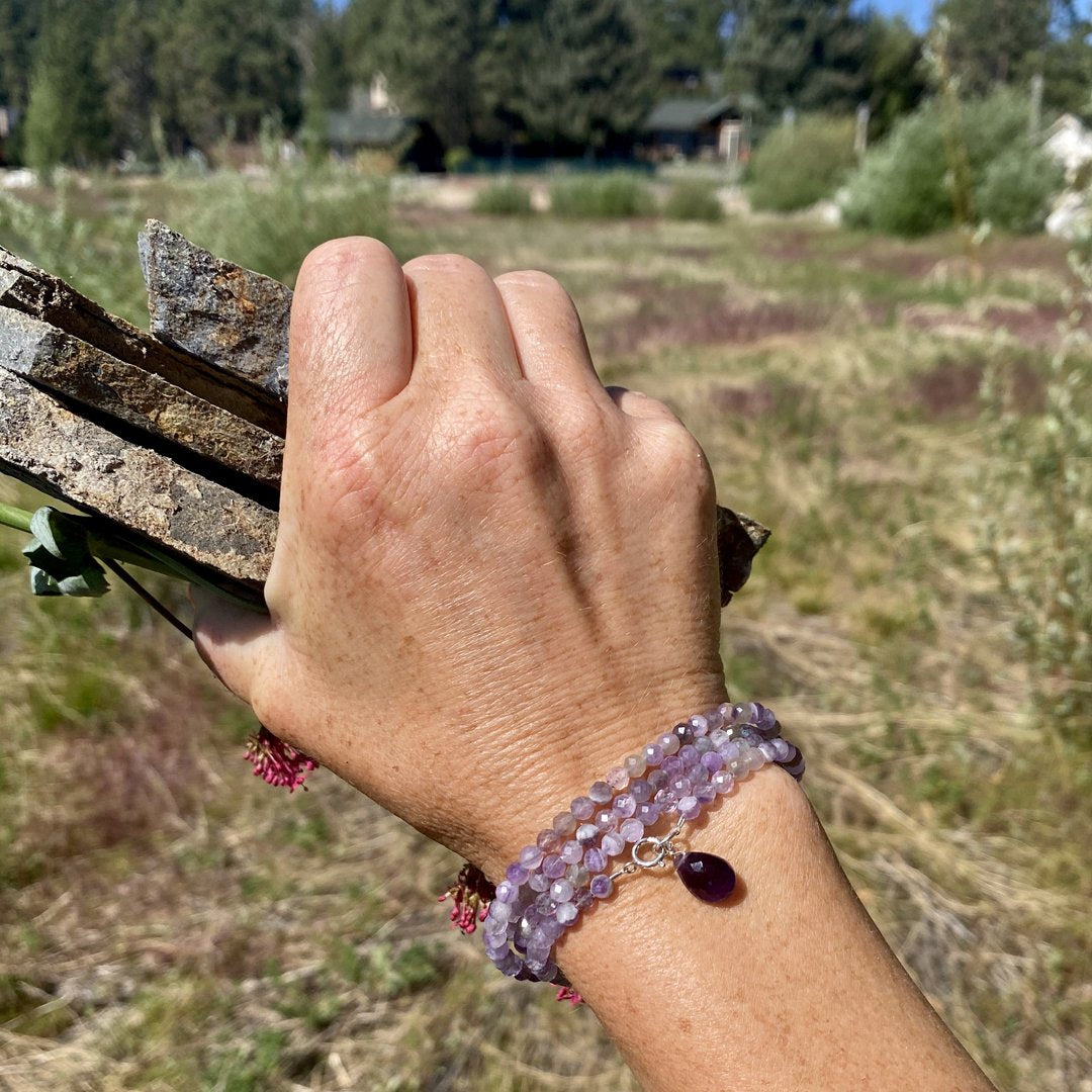 Buy Arka Surya Crystals Natural Opalite 8mm bead healing bracelet for Stress-Reduction  and Personal Power Online at Best Prices in India - JioMart.