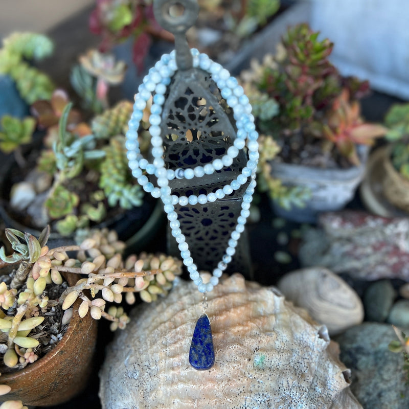 This Truthful and Wise Necklace with Light Blue Agate and Lapis supports change that comes from within. Agate is THE stone everyone should have for protection. 