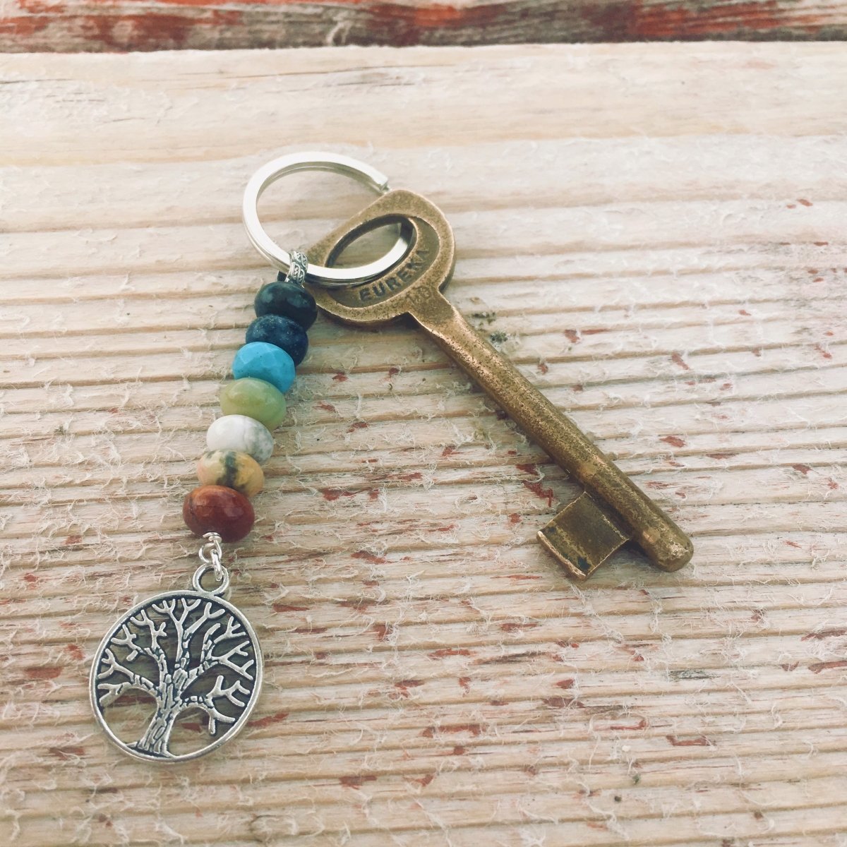 7 Chakra Keychain with Healing Gemstones to Release Emotional Baggage