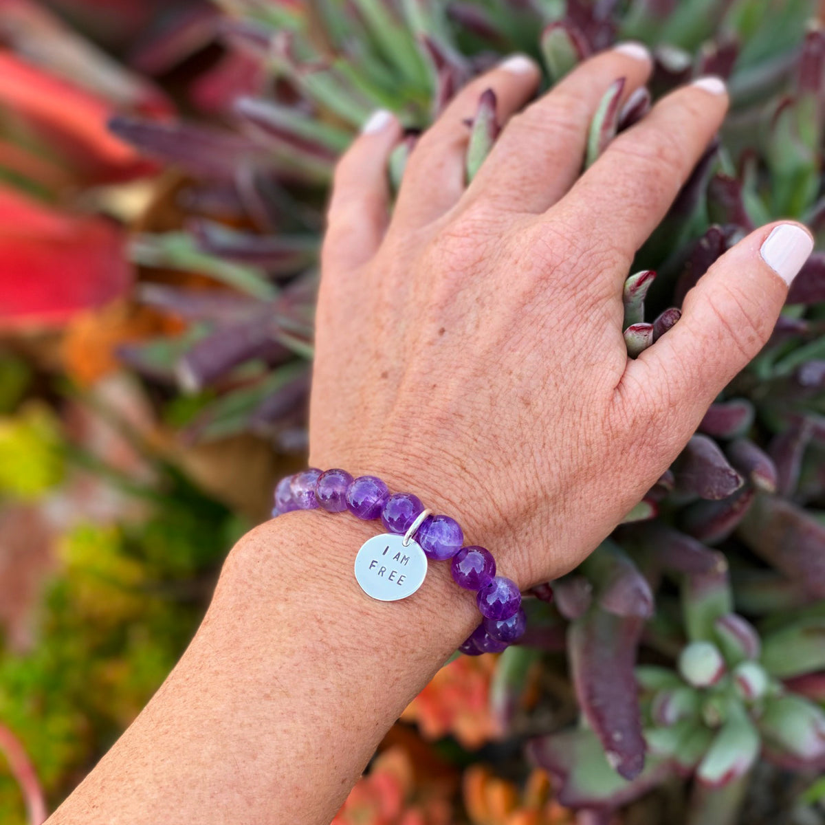 I am Free Affirmation Bracelet with Amethyst to Encourage You to Try New Things