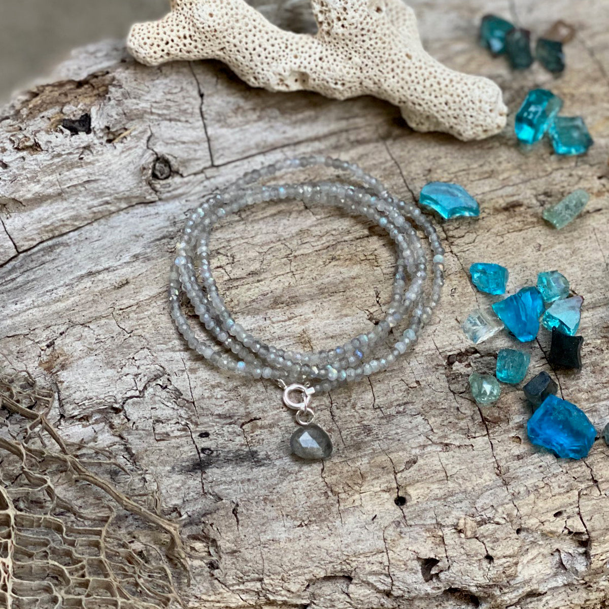 Labradorite Wrap Bracelet for a Positive Change in Your Life. 