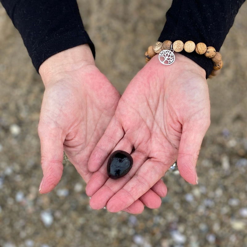 For the month of May, I prepared you tools in the form of meditations and gemstones to help set your intentions to practice Forgiveness (Forgiving others and yourself) as part of your Manifestation Box from Gogh Jewelry Design. 