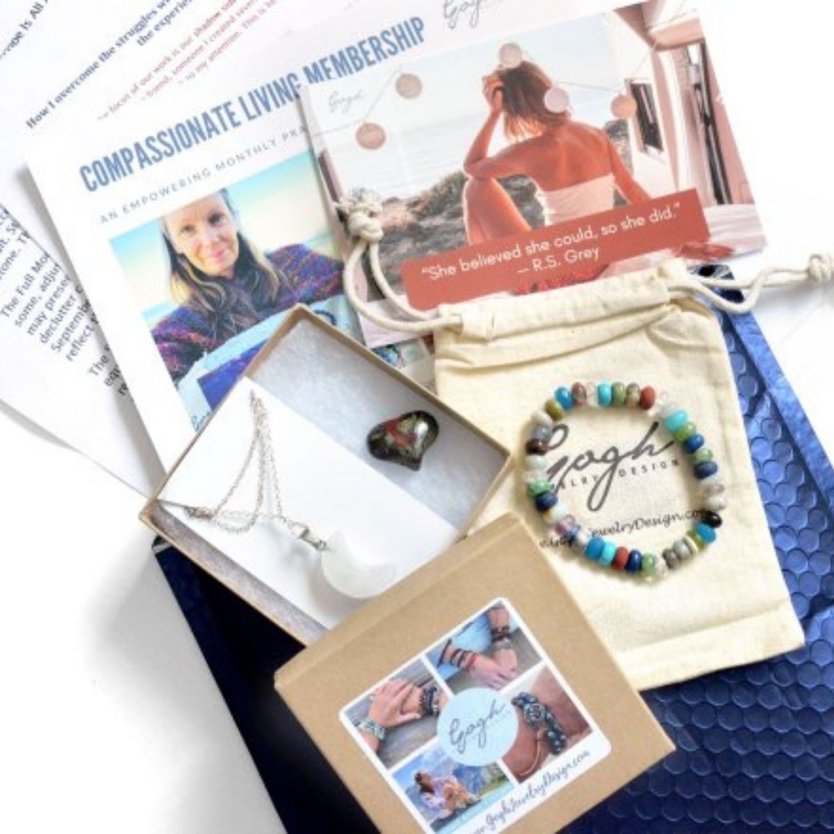 A subscription box for everyone who wants to live happy - even during a pandemic. Each monthly practice contains a personalized gemstone bracelet, necklace, a healing crystal, two meditation cards (one to keep / one to gift) and your astrology forecast for the month.